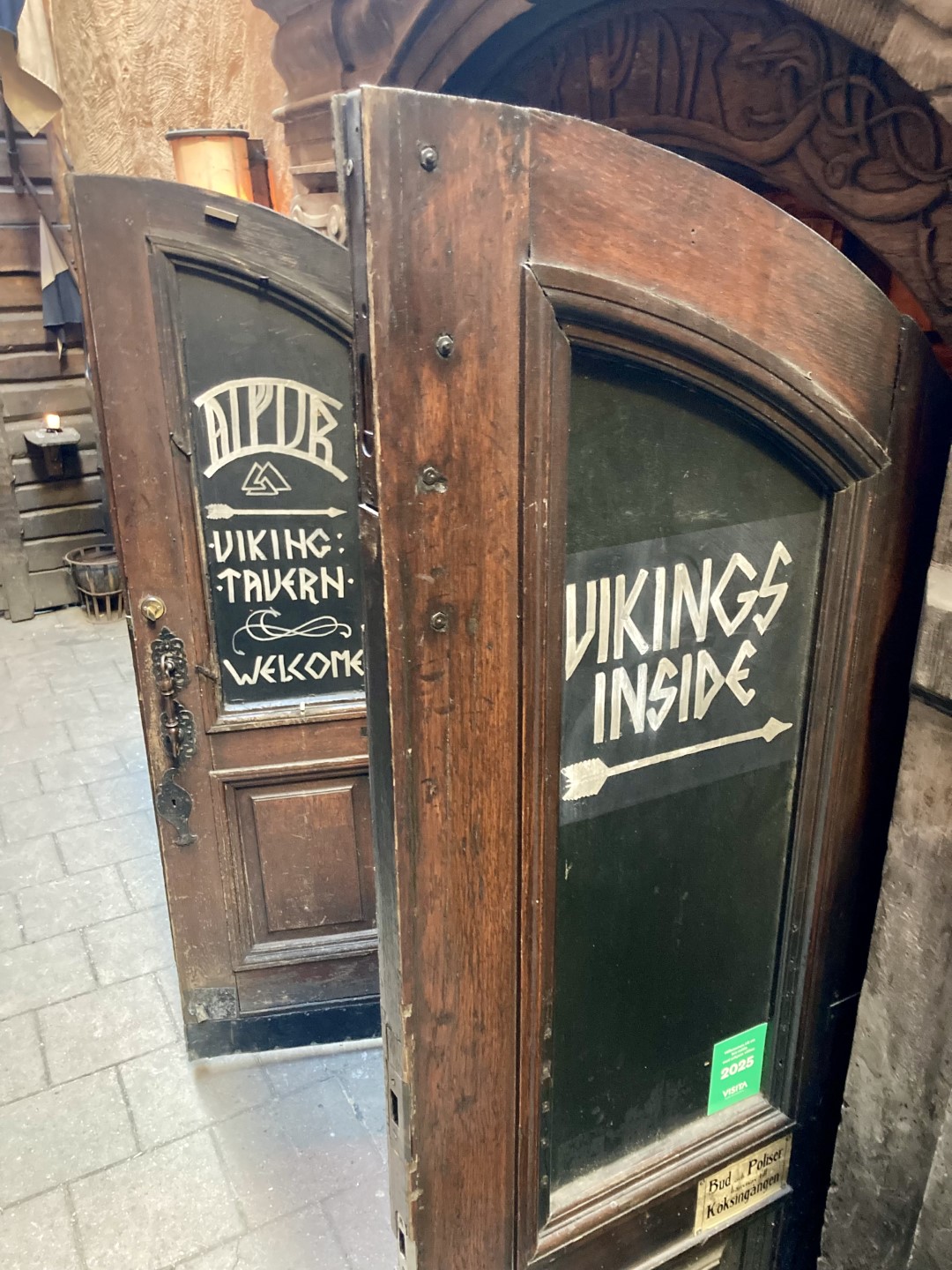 Ingang viking restaurant.jpeg